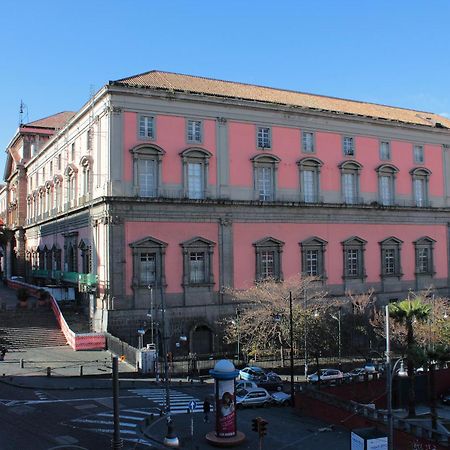 Al 68 Di Piazza Cavour Bed & Breakfast Napoli Bagian luar foto